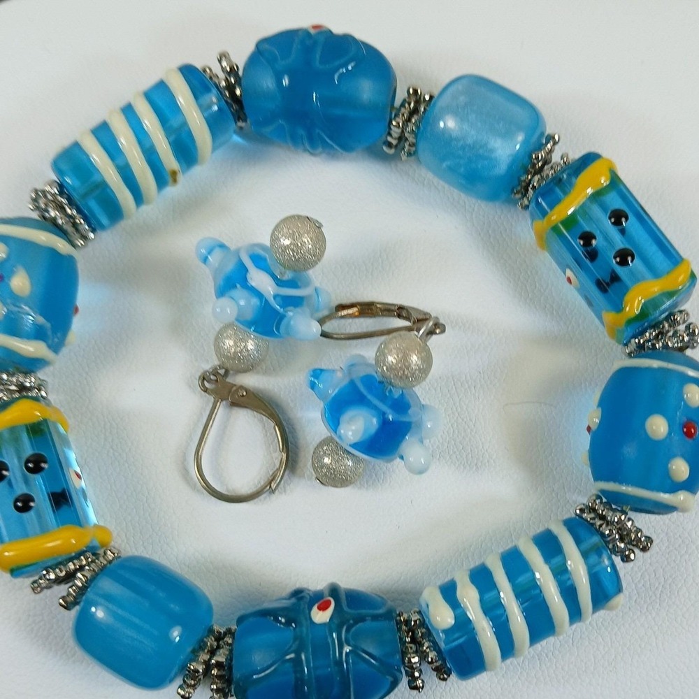Artisan Handmade Blue Lampwork Glass Bead Stretch Bracelet and Earring Set - Picture 14 of 14
